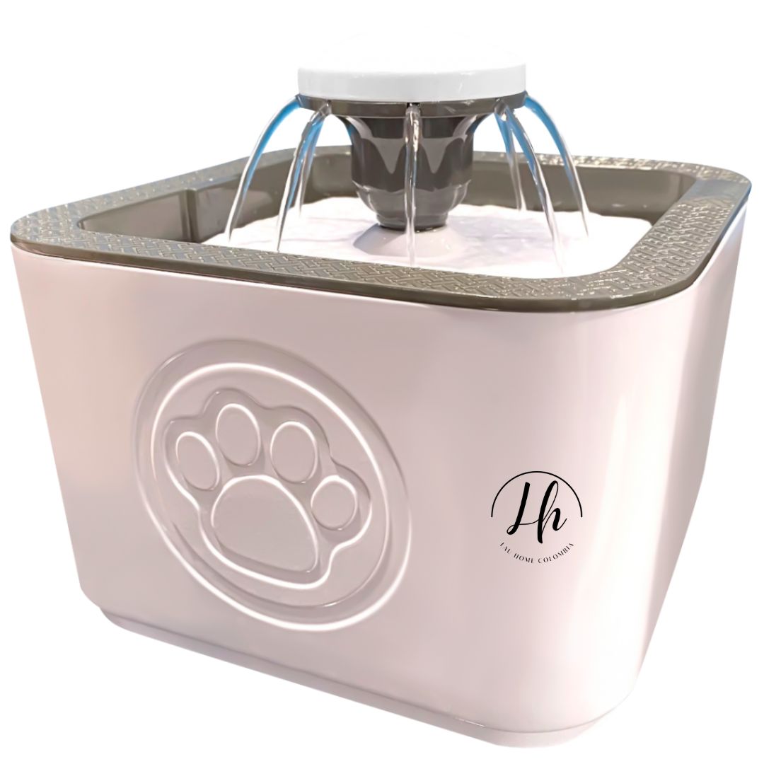 Fuente de agua para mascotas